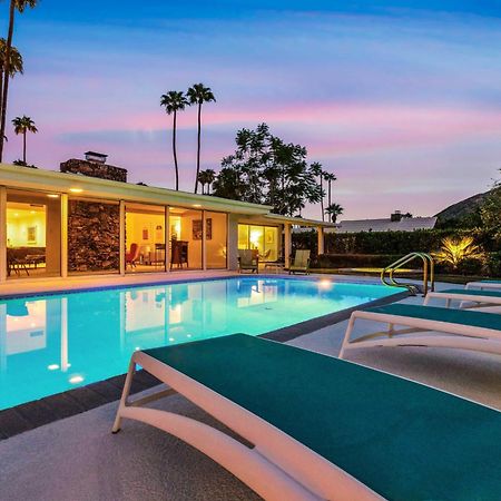 Palm Springs Style Permit# 2875 Villa Exterior photo